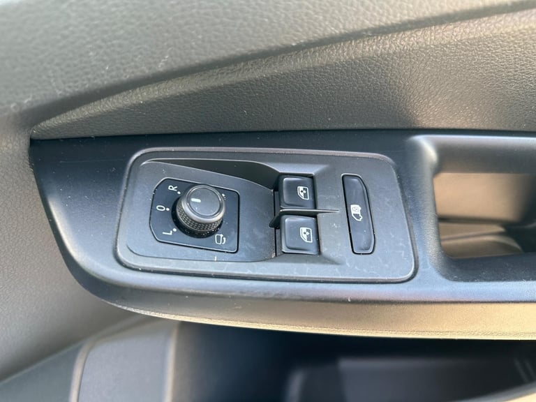 2022 Volkswagen Caddy 2.0 TDI C20 Commerce Pro SWB Euro 6 (s/s) 5dr PANEL VAN Diesel Manual