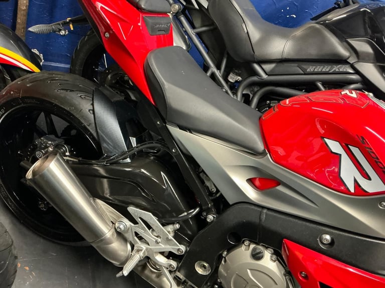 BMW S 1000 R free delivery 