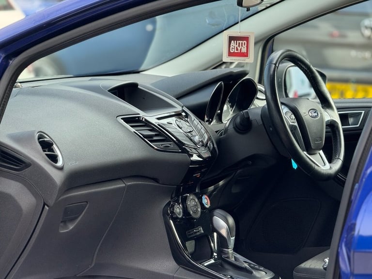 2015 Ford Fiesta 1.0T EcoBoost Zetec Hatchback 5dr Petrol Powershift Euro 6 (100 ps) Hatchback Pe...
