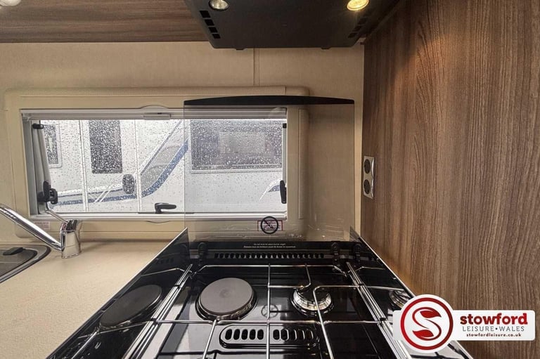 2019, Auto-Sleepers Broadway FB, Pre-Owned Motorhome