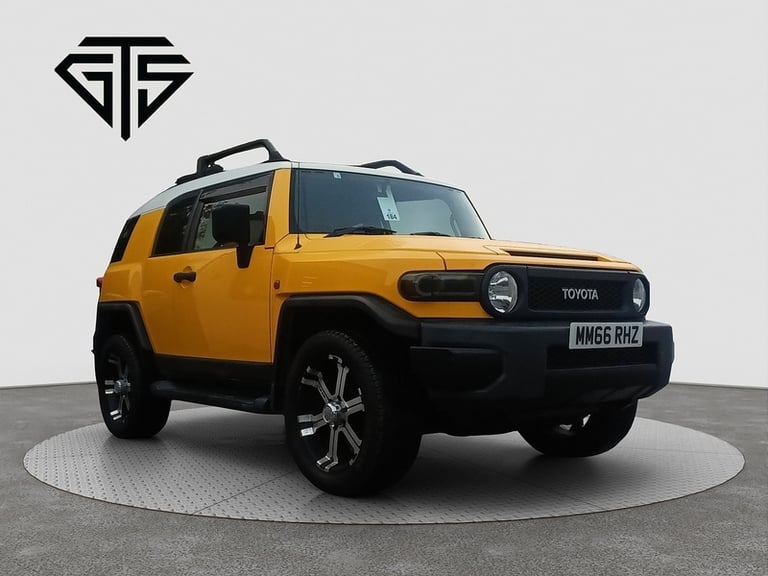  Toyota FJ Cruiser Color Package 4WD SUV Petrol Automatic