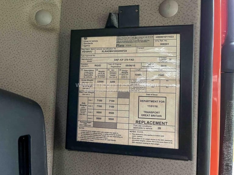 2015 (15) DAF CF 370 CURTAIN SIDE 32 TONNE 8X2 TWIN WHEEL