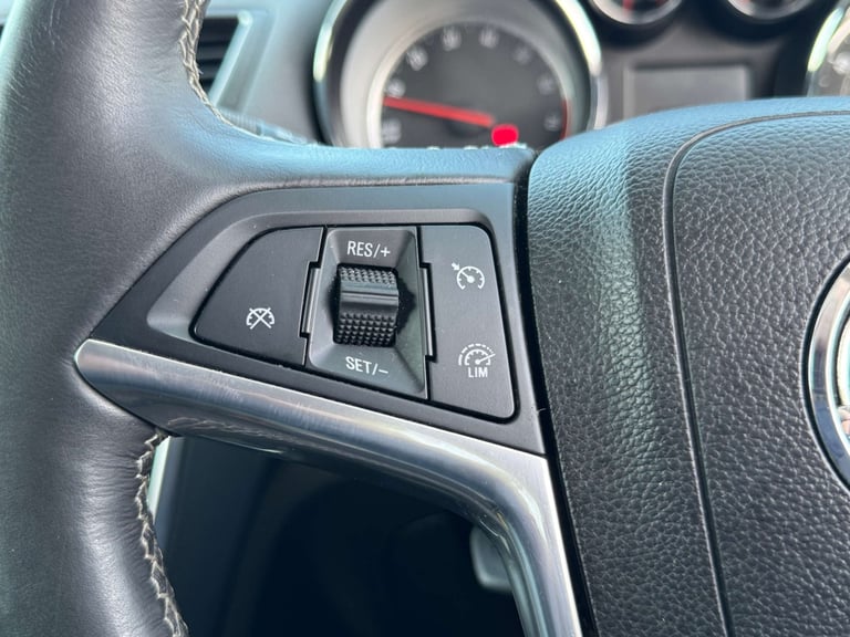 2016 Vauxhall Mokka 1.6 Mokka SE S/S 5dr SUV Petrol Manual