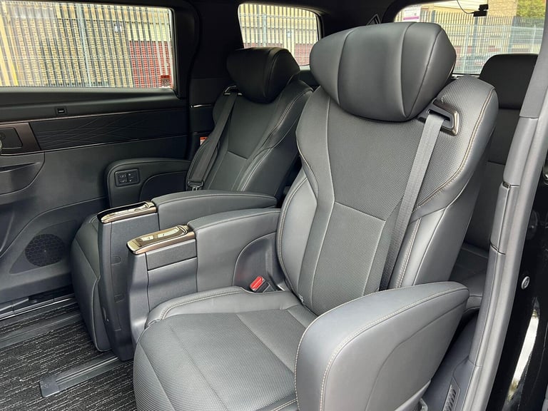  Toyota Alphard 2.5 HYBRID EXECUTIVE LOUNGE SUNROOF Petrol/Electric Hybrid Automatic