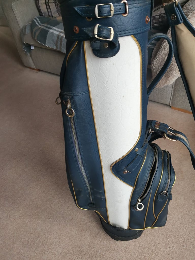 Vintage golf bag. Titleist