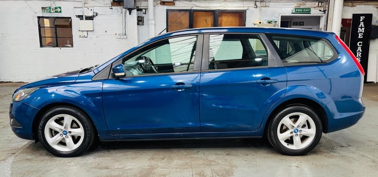 2009 Ford Focus 1.6 Zetec 5dr ESTATE Petrol Automatic