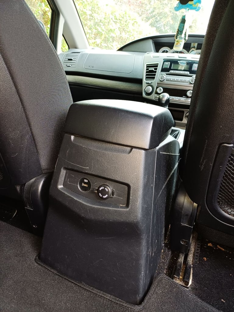 Ssangyong, TURISMO, MPV, 2017, Manual, 2157 (cc), 5 doors