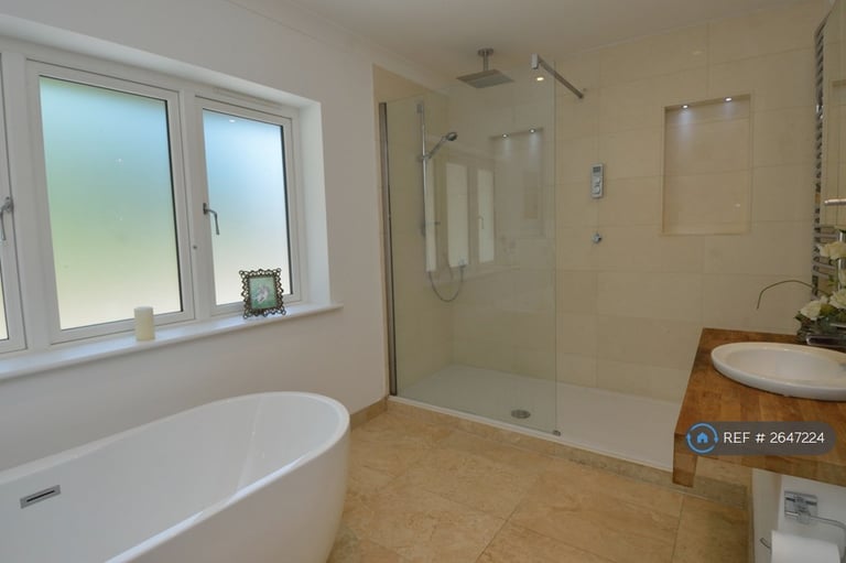 4 bedroom house in Northcourt, Pangbourne, Reading, RG8 (4 bed) (#2647224)
