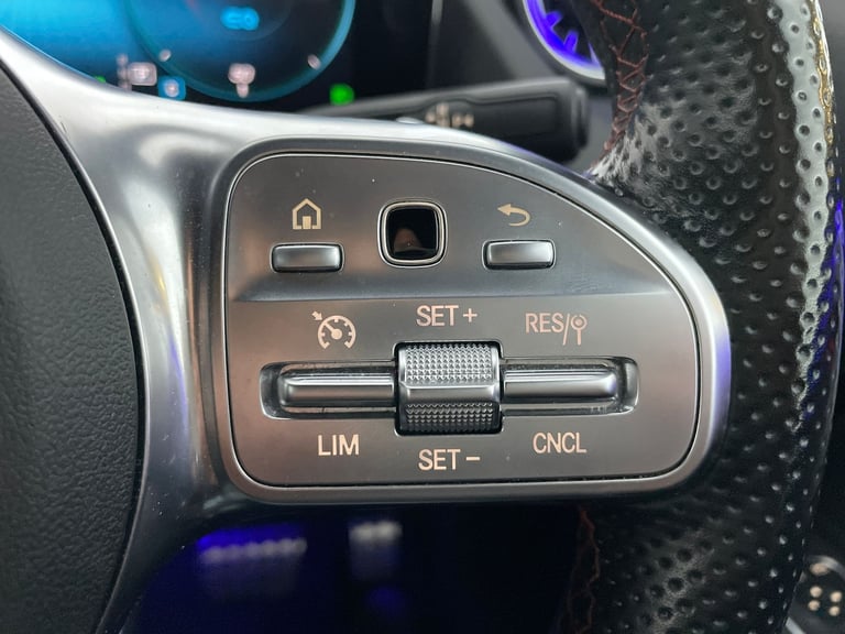 2022 Mercedes-Benz EQA EQA 250 66.5kWh AMG Line SUV 5dr Electric Auto (190 ps) - HEATED SEATS - W...