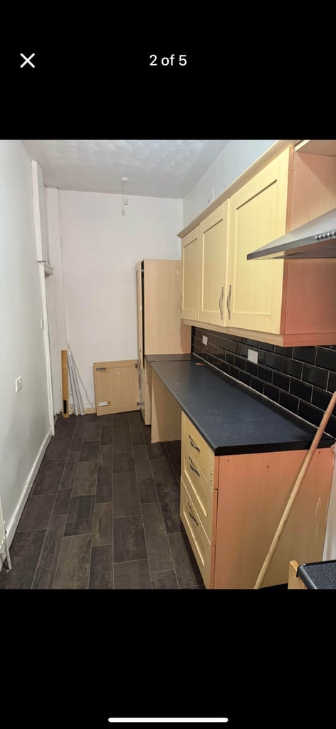 Kitchen for spare/ repairs