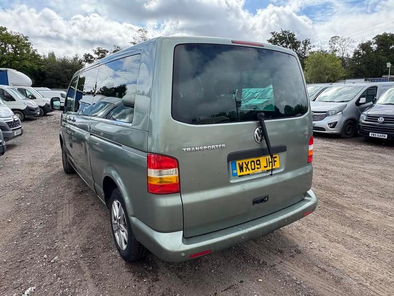 2009 Volkswagen Transporter Shuttle 2.5TDI PD 174PS SE Minibus MPV DIESEL Manual
