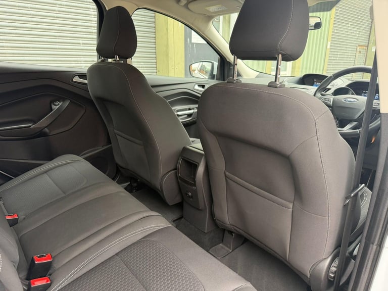 2018 Ford Kuga 2.0 TDCi EcoBlue Zetec AWD Euro 6 (s/s) 5dr HATCHBACK Diesel Manual