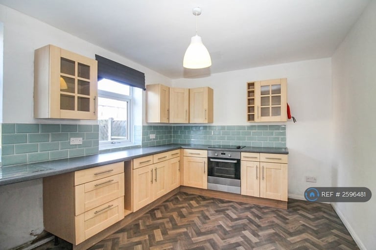 image for 3 bedroom house in Cragside Place, Leeds, LS5 (3 bed) (#2596481)