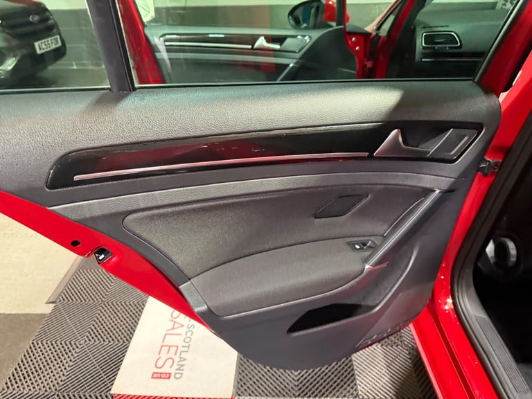 2017 Volkswagen Golf 1.6 TDI BlueMotion Tech GT Euro 6 (s/s) 5dr HATCHBACK Diesel Manual