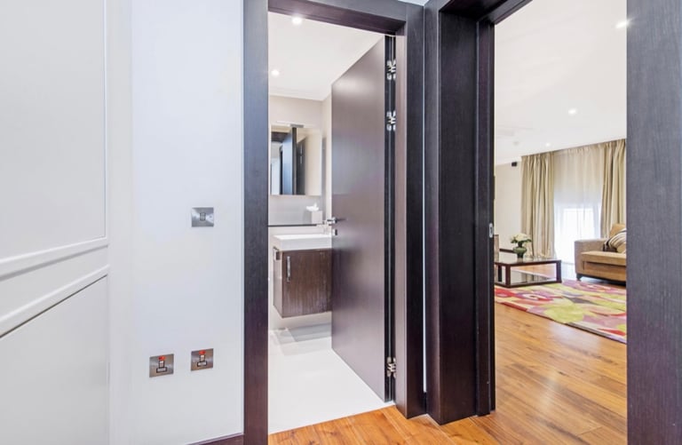 South Kensington - SW7 Studio Short Term Lets £1160 per week 