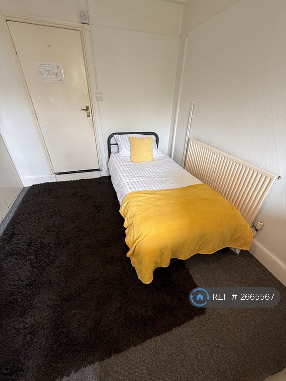 1 bedroom in Waverley Road, Redland, BS6 (#2665567)