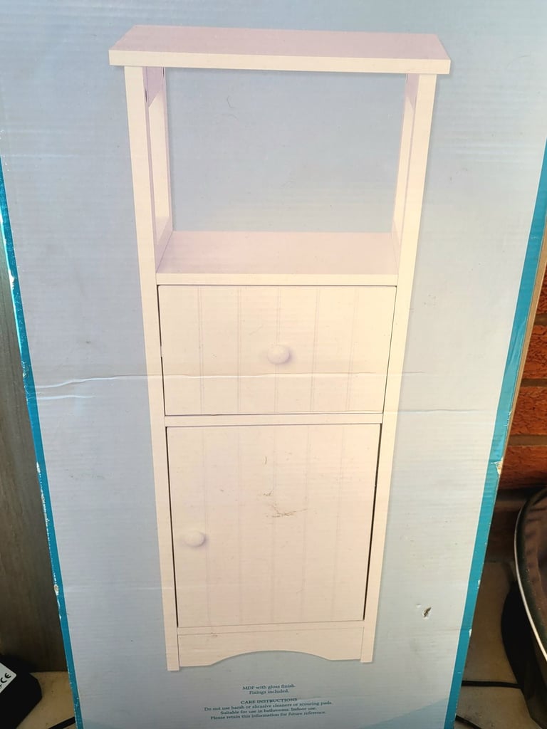 Storage cabinet