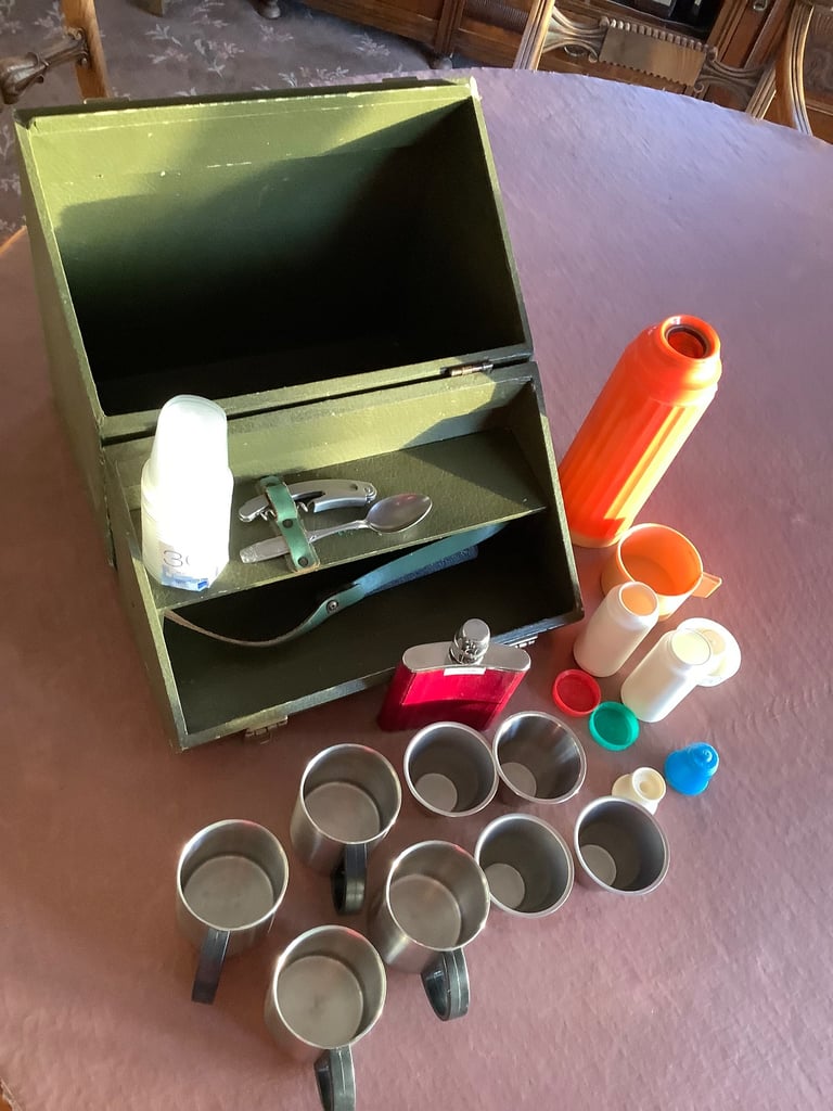 image for Picnic Hamper (Box style, Fishing/Shooting Picnic Box).