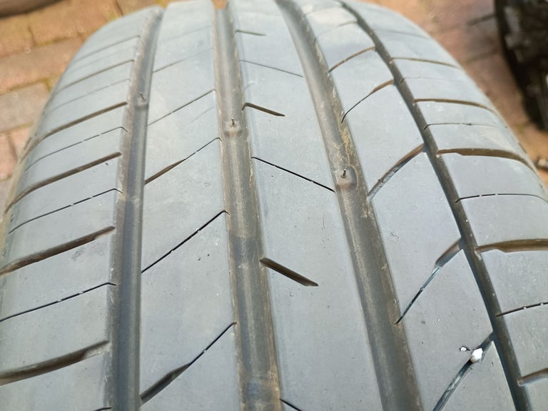 2 x 205 55 19" Excellent Tyres For Alloys Wheels