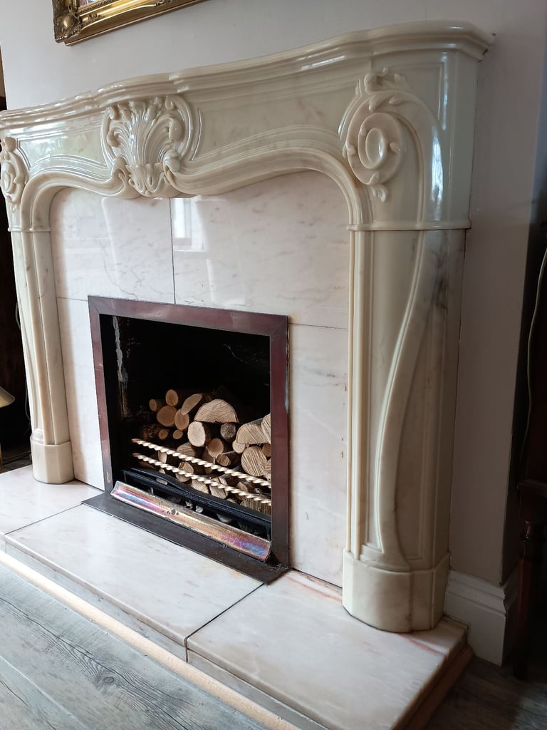 Fireplace complete
