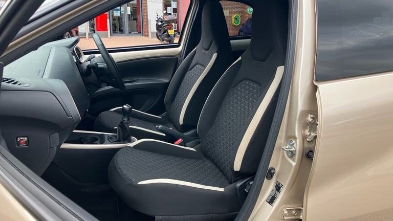 2022 Toyota Aygo X 1.0 VVT-i Edge 5dr Petrol Hatchback Hatchback Petrol Manual