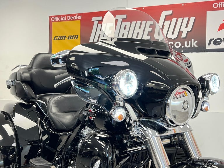 2022 Harley Davidson Tri Glide 114 Trike 8000 Miles