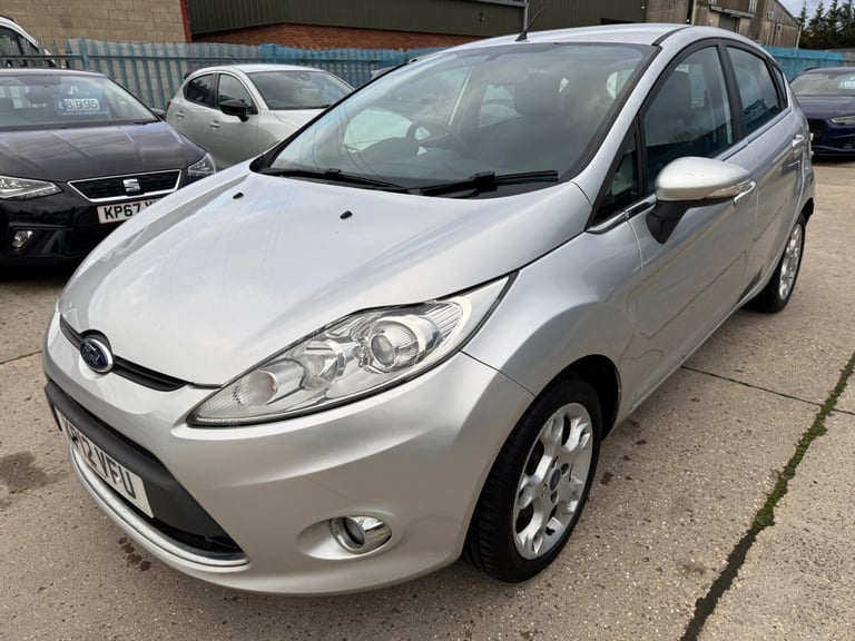 2012 Ford Fiesta 1.4 Zetec 5dr HATCHBACK Petrol Manual