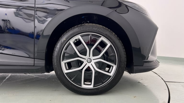 2025 MG MG4 150kW Trophy EV Long Range 64kWh 5dr Auto Hatchback Electric Automatic