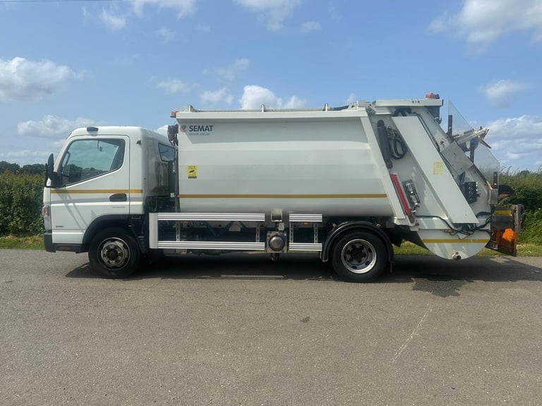 Mitsubishi Canter 7C15 4 X 2 Refuse Truck