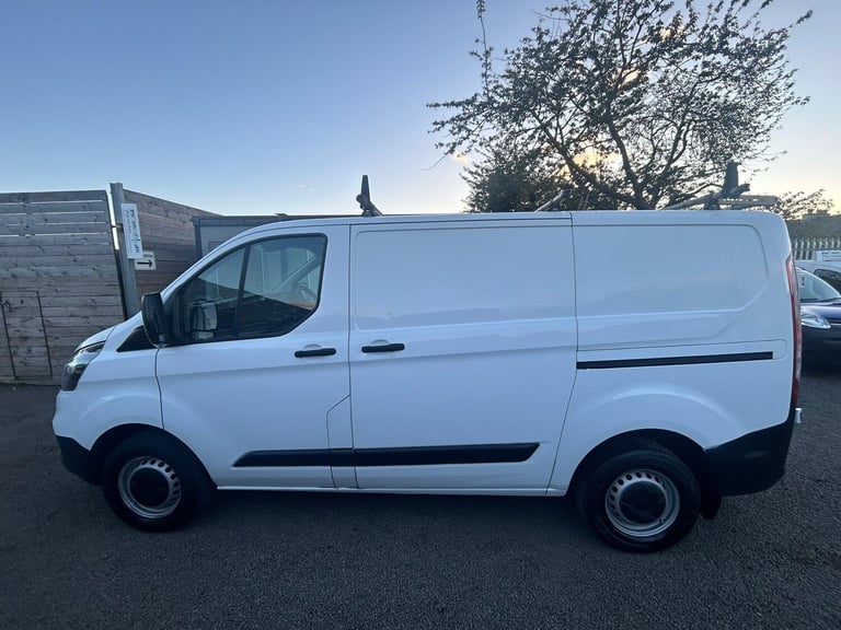 2019 Ford Transit Custom 2.0 EcoBlue 105ps Low Roof Leader Van PANEL VAN Diesel Manual