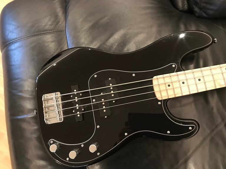 Squier Affinity Precision Bass Guitar PJ MN, Black, good condition, set up 