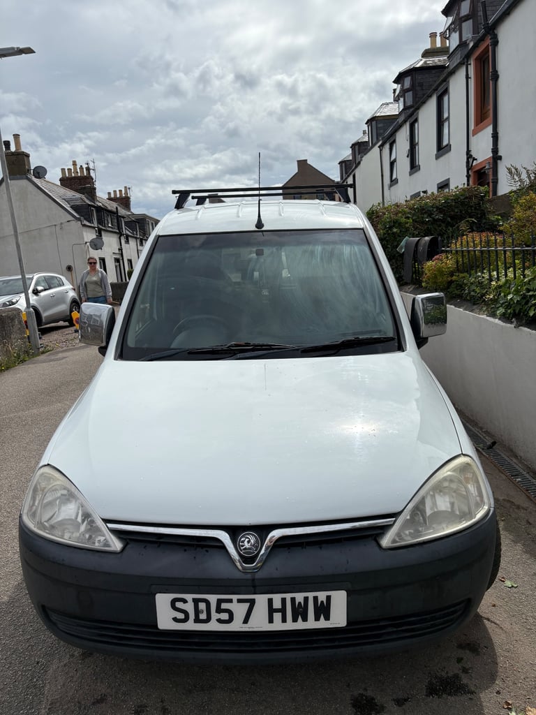 image for Vauxhall, COMBO, Car Derived Van, 2011, Manual, 1686 (cc)