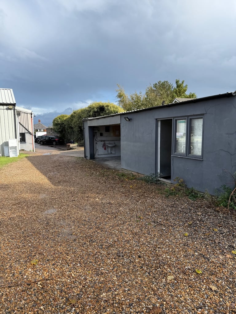 image for Garage / workshop Newmarket 