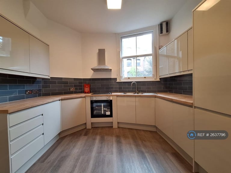 image for 1 bedroom flat in Dulverton Mansions, London, WC1X (1 bed) (#2637796)