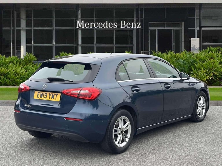 2019 Mercedes-Benz A-Class A180d SE Executive 5dr Auto HATCHBACK DIESEL Automatic