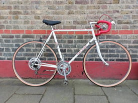 Vintage Raleigh racer bike for tall people 