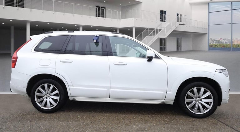 2015 Volvo XC90 2.0 D5 Momentum 5dr AWD Geartronic ESTATE DIESEL Automatic