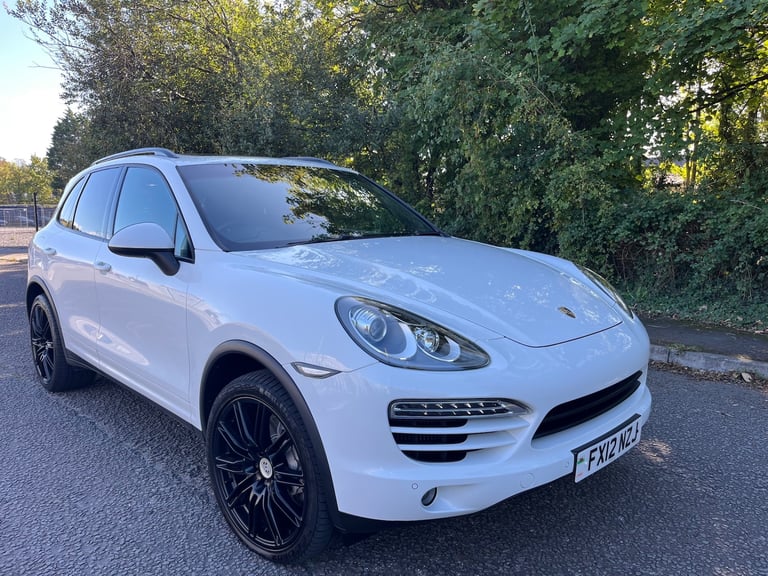 2012 Porsche Cayenne Diesel [245] 5dr Tiptronic S * 4WD FULL PAN ROOF FULL SERVICE TWO KEYS * EST...