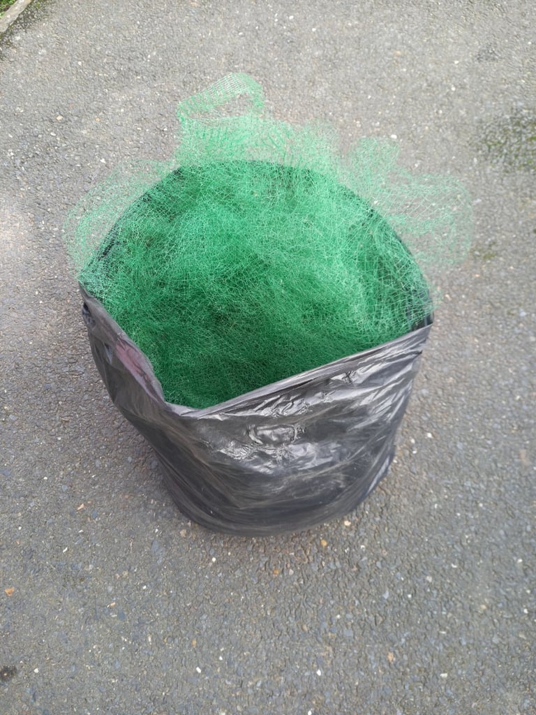 image for Plastic netting (various sizes) FREE