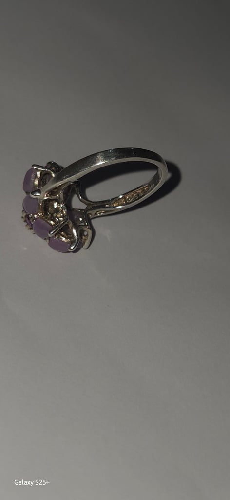 Beautiful sterling silver lavender jade and amethyst cluster ring size N