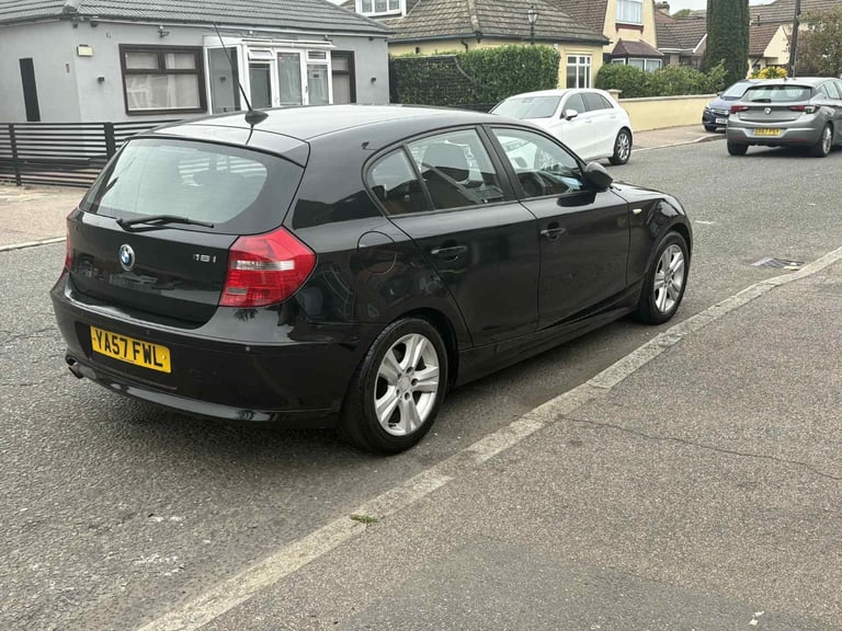 BMW, 1 SERIES, Hatchback, 2007, Manual, 1596 (cc), 5 doors
