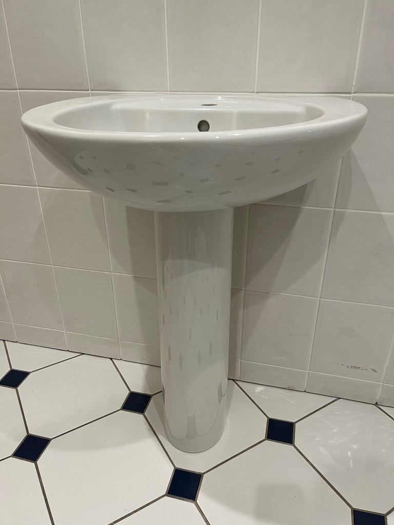 Sottini 60cm White Porcelain Pedestal Hand Basin