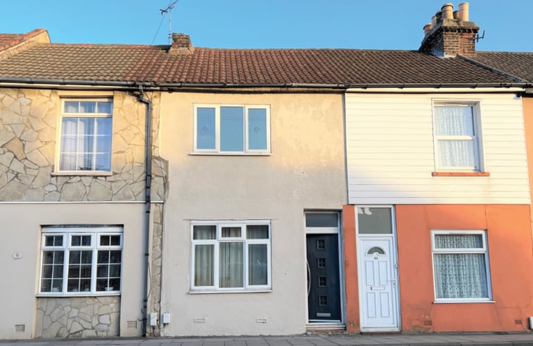 🛏️ 3 Rooms Available in a Shared House – £600 PCM Each – Portsmouth City Centre – Available Now