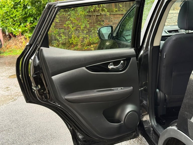 2014 Nissan Qashqai 1.2 DIG-T Acenta Premium 2WD Euro 5 (s/s) 5dr HATCHBACK Petrol Manual