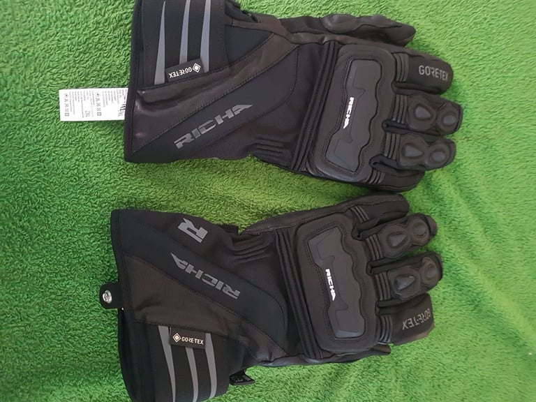 image for Richa Gore tex motorcycle gloves. As new XXl/11