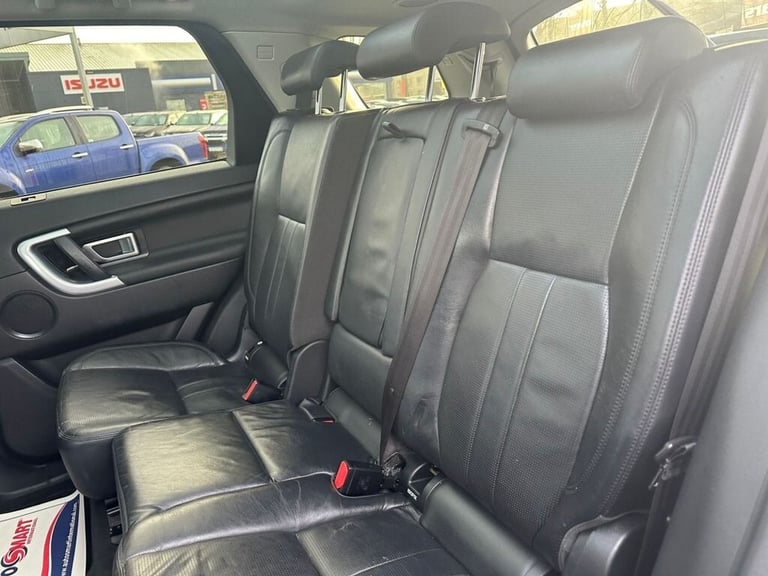 2017 Land Rover Discovery Sport 2.0 TD4 SE Tech SUV 5dr Diesel Manual 4WD Euro 6 (s/s) (180 ps) E...