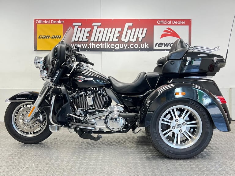 2022 Harley Davidson Tri Glide 114 Trike 8000 Miles