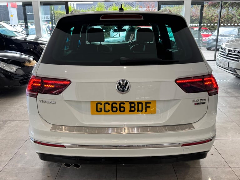  Volkswagen Tiguan 2.0 TDI BlueMotion Tech R-Line SUV 5dr Diesel DSG 4Motion Euro 6 (s/s) (150 Di...