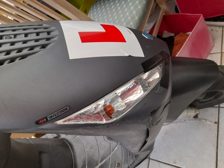 2018 Piaggio 2018 piaggio zip 50 49cc learner legal moped