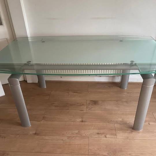 image for Glass Extendable dining table - DELIVERY AVAILABLE AROUND MANCHESTER/OLDHAM
